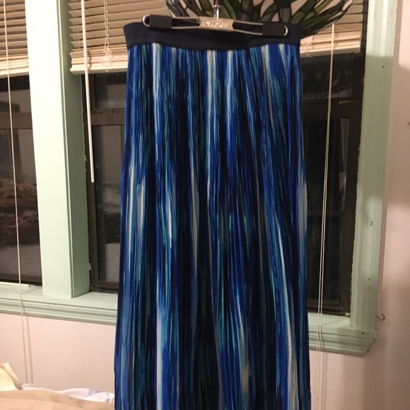 Elementz Dresses & Skirts - Elementz Skirt